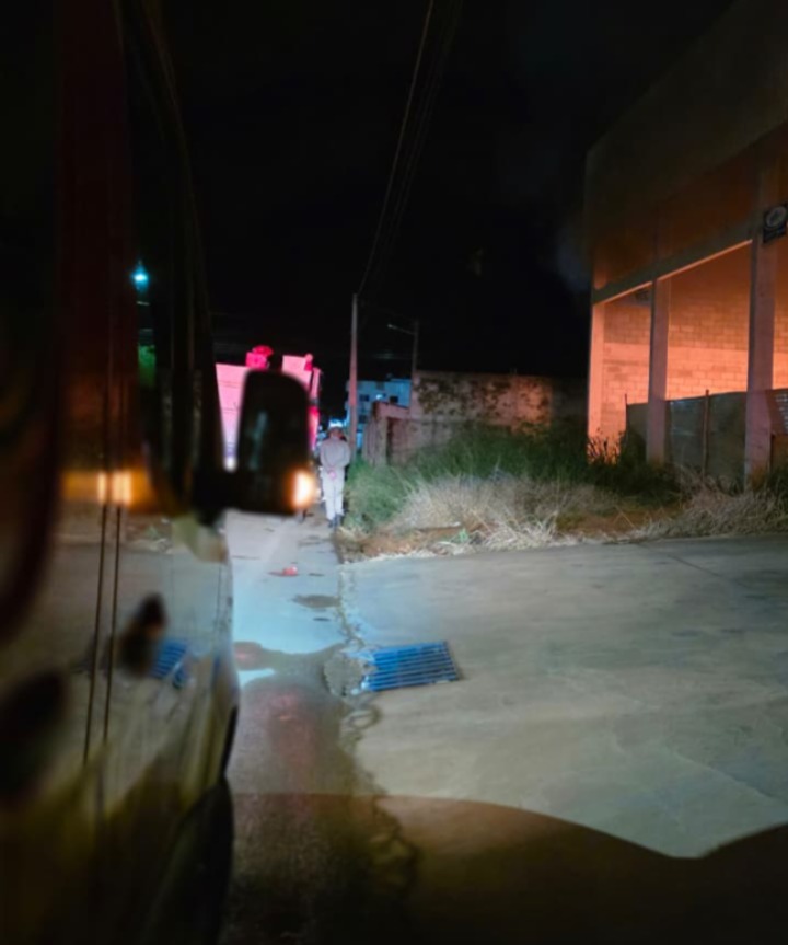 Bombeiros controlam incêndio em galpão e reforçam rotina intensa de atendimentos em Formosa