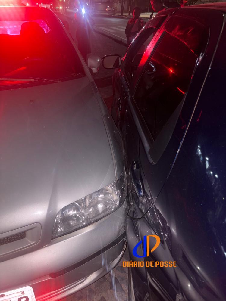 Motorista embriagado é detido após acidente de trânsito em Posse